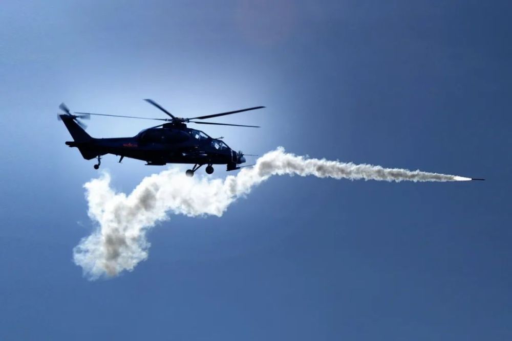 来认识一下霹雳导弹