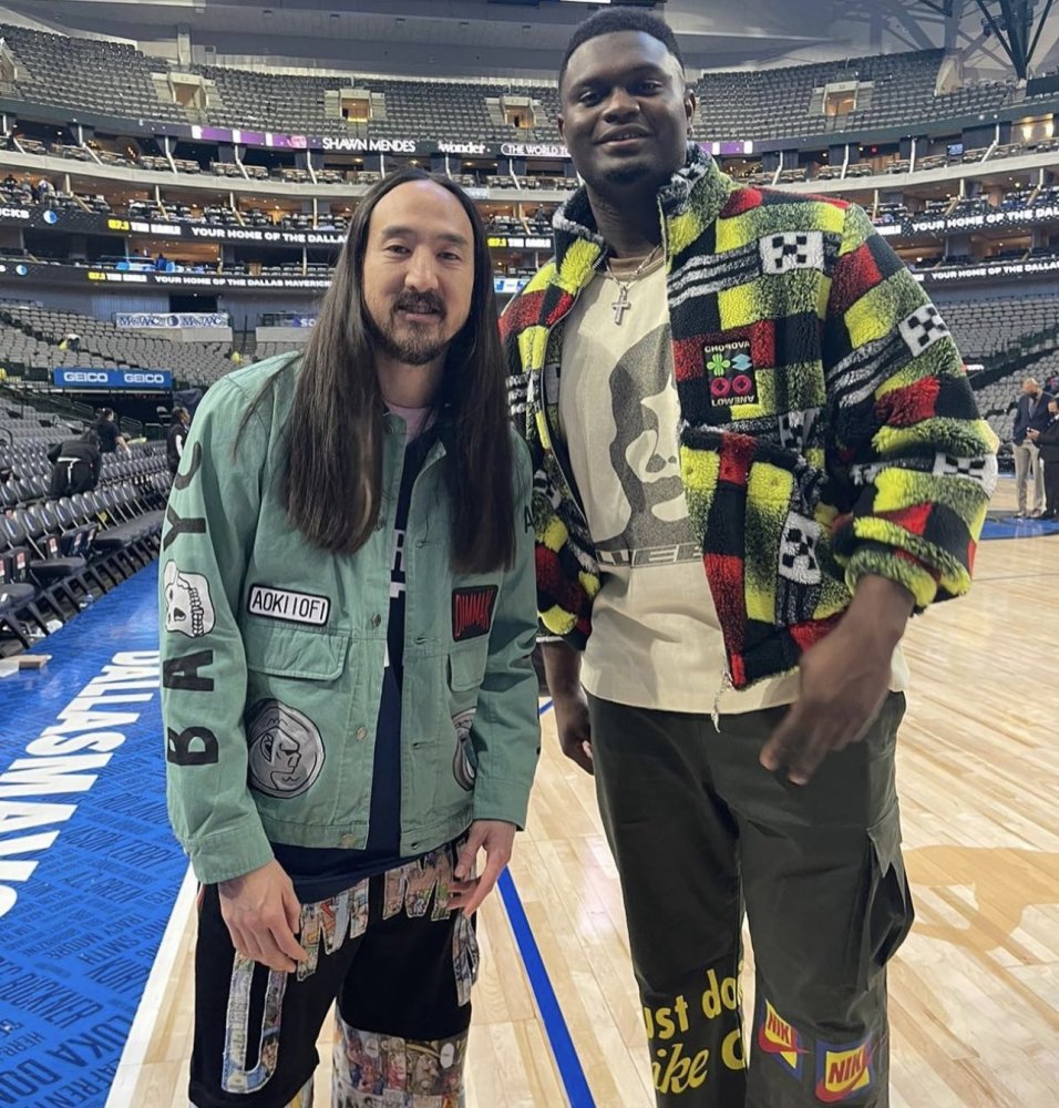 锡安300斤体重没那么夸张 路人合影照曝光真实身材_腾讯新闻