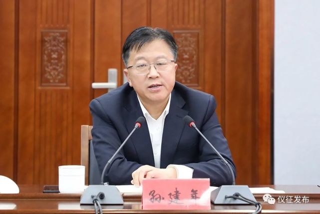 中国电信江苏公司总经理董涛来仪考察孙建年等参加活动