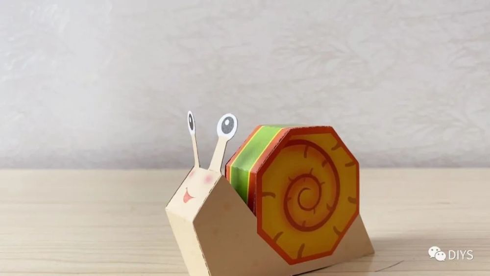"手工制作"一只勤劳的"立体蜗牛"_腾讯新闻