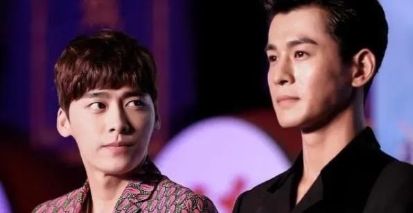 说起乔振宇,首先想到的便是他在《雪花女神龙》里饰演