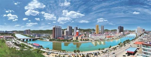 临县加大推进文明县城创建力度城区面貌焕然一新_腾讯新闻