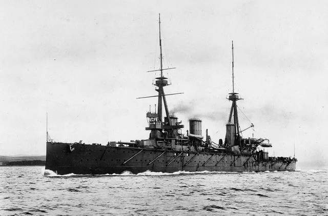 地中海上,不屈号和不挠号两艘战列巡洋舰所在的第2战列巡洋舰分舰队