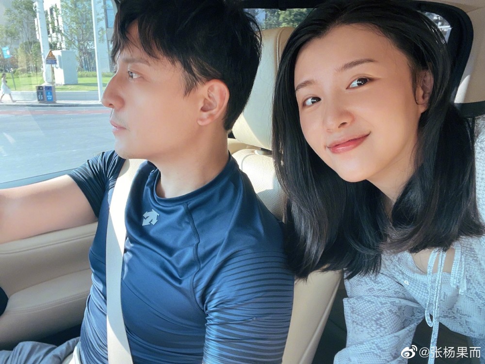 美女主播张杨果而穿改良旗袍优雅惊艳百克力羡慕你老公