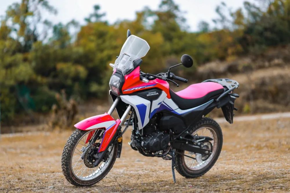 在无趣的成人世界重拾童趣骑crf190l累成狗又如何