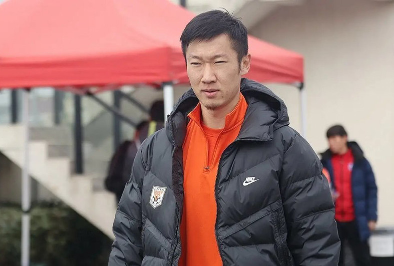 山东好汉兵强马壮!徐新堪称人生大赢家,泰山外援集体剑指双冠王