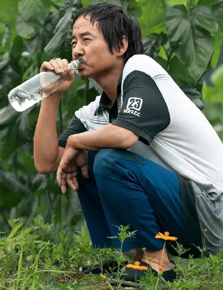 演员毛孩当红时放弃事业照顾更年期母亲今事业翻红苦尽甘来终无憾