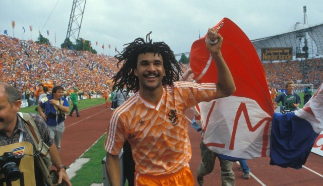 星耀尼德兰:荷兰足球历史最佳11人,如此高大,也如此强大