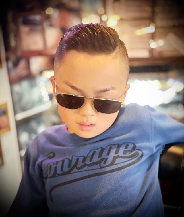 2022小帅哥发型推荐14款,渐变雕刻半扎发,有儿子的妈妈们请收藏