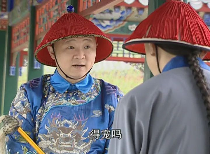 编辑部收到了一位演员寄来的鸡