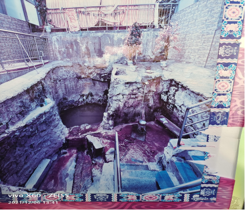 图为邱桑温泉水源点图为邱桑二组绵龙图为位于邱桑绵龙的山洞图为玉妥