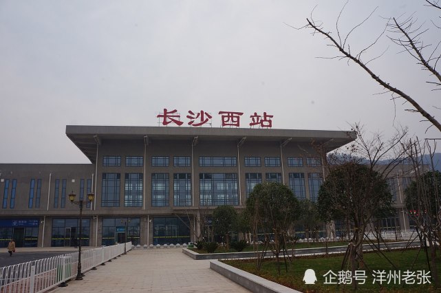 出发,向东途经黄花机场,浏阳,之后折向南进入江西境内,过上栗,萍乡