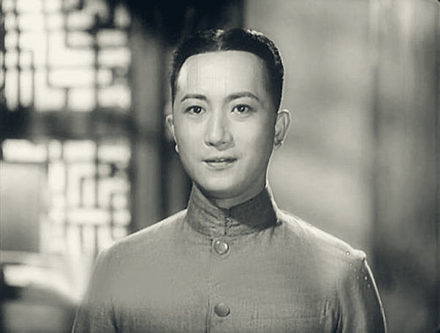 孙道临是演员,也是配音演员,也是导演,无论是《早春二月》还是《渡江