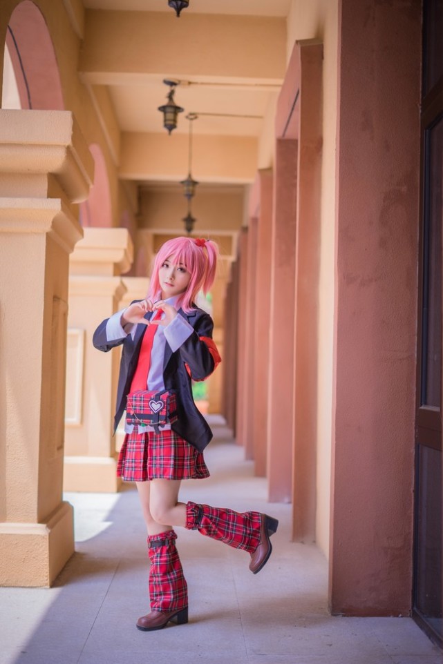 cos赏析:日奈森亚梦