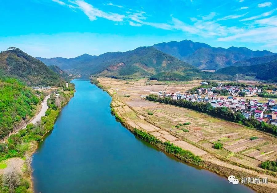 建阳区回龙乡南浦溪流域风景如画游人休闲度假好去处