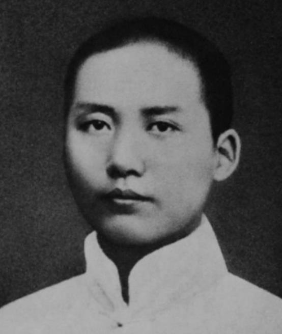 1949年中共进入北平，毛泽东怀念李大钊：没有他，我还不知道在哪汉沽营城镇镇长