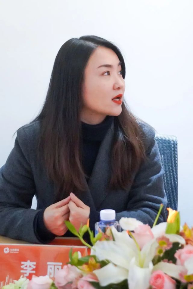 对于选择与弘阳服务合作,四川西部联森集团董事长李在勤指出,一个优秀
