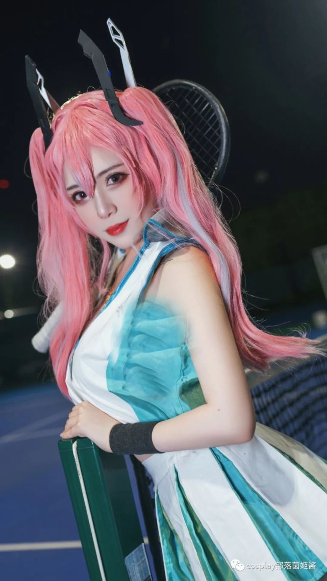 cos:碧蓝航线布莱默顿炙热的网球练习cos正片@羊大真人|cosplay|羊大