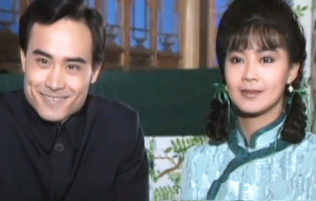 59岁男星施羽近照精神好入行30年零绯闻低调娶妻生娃家庭幸福