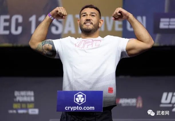 ufc269赛前称重图集轻量级与女子雏量级冠军战领衔