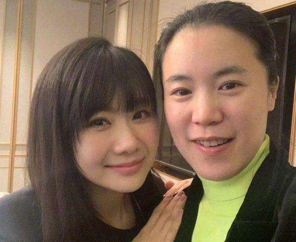 福原爱在社交媒体发视频 球迷 奖励一个大魔王 腾讯新闻