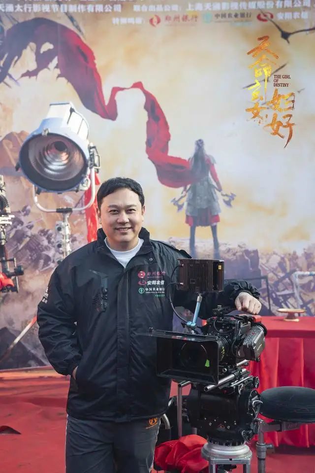 毛凡