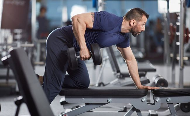 要是每天坚持做引体向上；我们会练成什么样的身材呢？