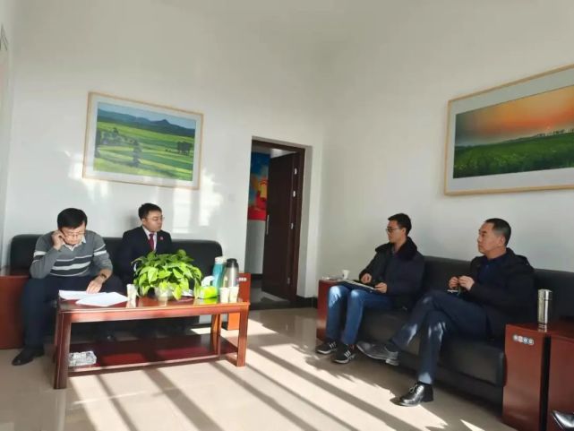 12月10日上午,大同市人民检察院党组成员,副检察长侯学辉,党组成员