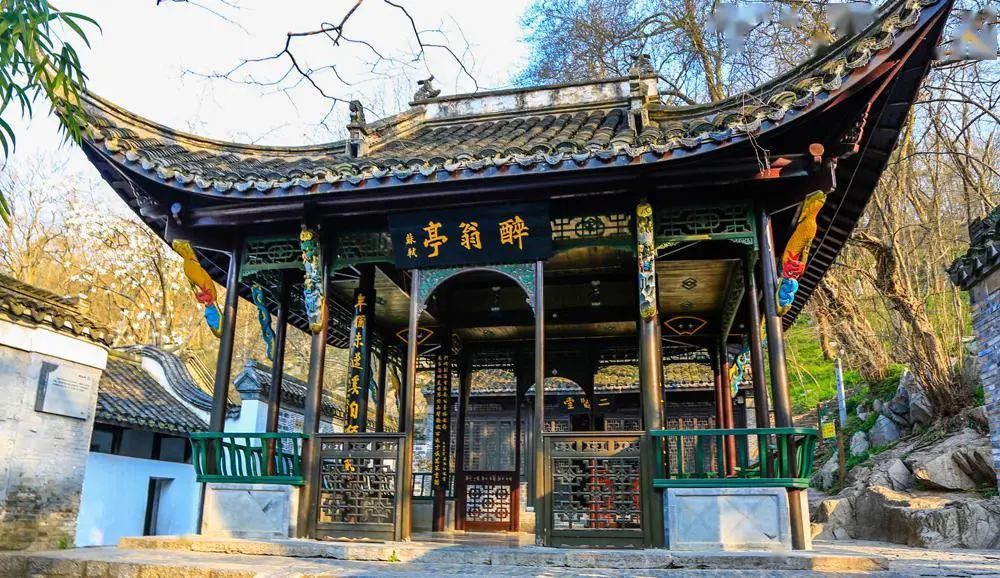 醉翁亭是千百年来文人墨客心中的瑰宝,但与此同时,它也是中国古代建筑
