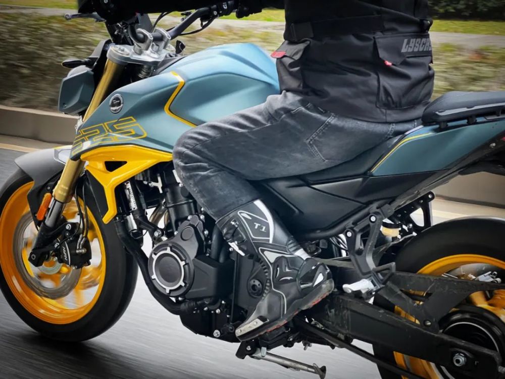 ����ˬ�����޼�525R����·������