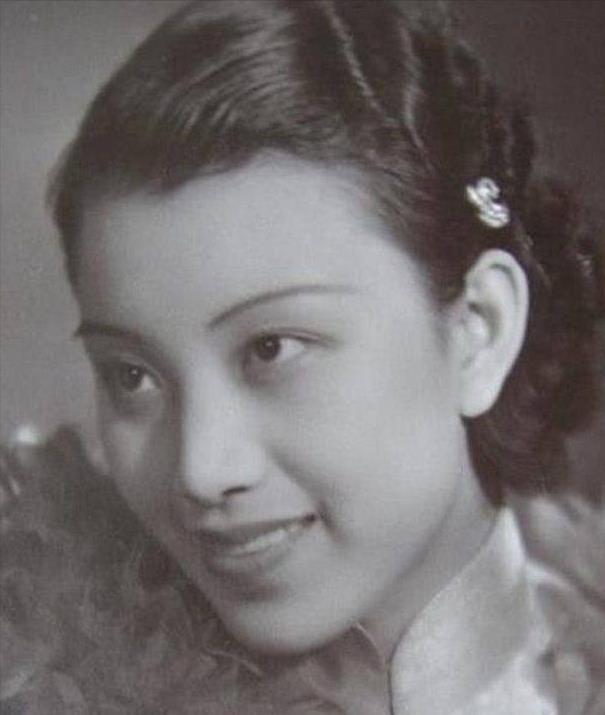 张乐怡小宋子文13岁的娇妻年轻时貌美如花后跟随宋逃到美国