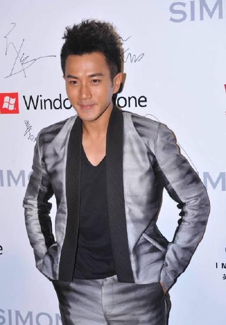 刘恺威47岁近照苹果肌明显,被指发福,你们给他的状态打几分?