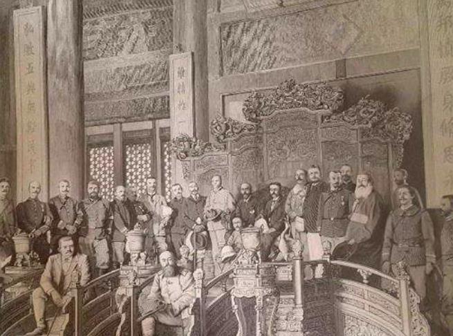 1900年,中國被八國聯軍入侵,這段歷史很多人不忍回憶,雖然深知被入侵