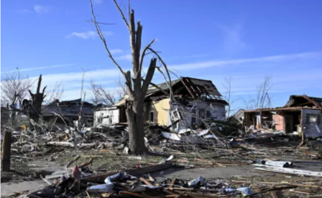 北京惊现巨龙腾飞美国遭遇末日龙卷风拉帮结派式的民主峰会没格局构建