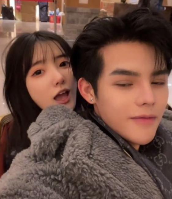 殷世航晒套路璐朋友圈称其整天在外蹦迪网友阴魂不散