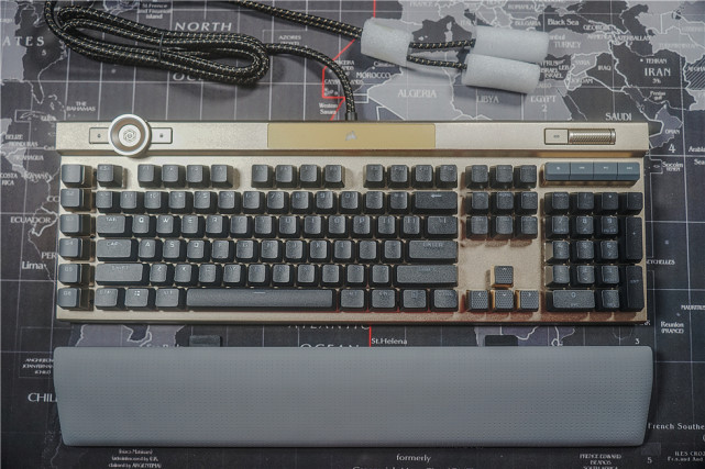 海盗船k100璀璨金机械键盘入手体验,不止璀璨,手感很赞