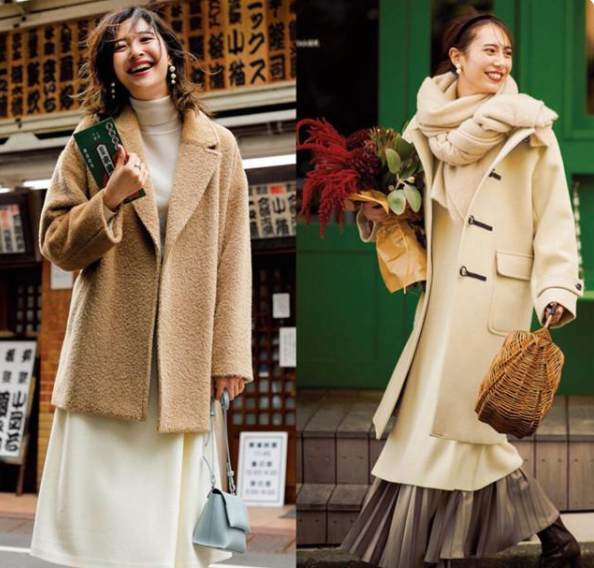 今年冬季最流行这种搭法，叫“大衣里面叠两件”，时髦感爆棚美吉姆企鹅家族英语