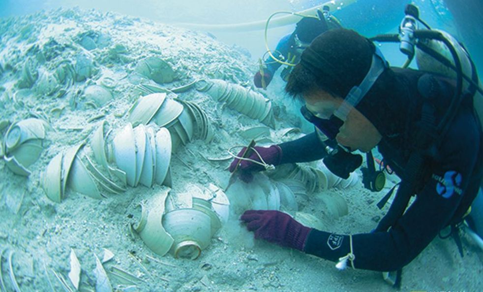 中国古代开发南海及海上贸易的见证宋朝古沉船华光礁一号