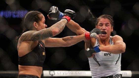 大爆冷 世界最強女拳手 母獅 被降服 Me前沿