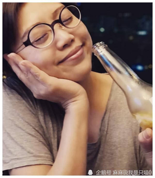 曾被误认为是一对梅小惠与阮兆祥相聚开心合影是彼此的阳光