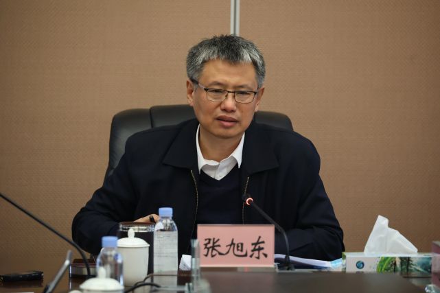 集团公司党委委员张冠武,赵宏宇,马椿平,张晓波,王林田,王齐丰,姜凯志