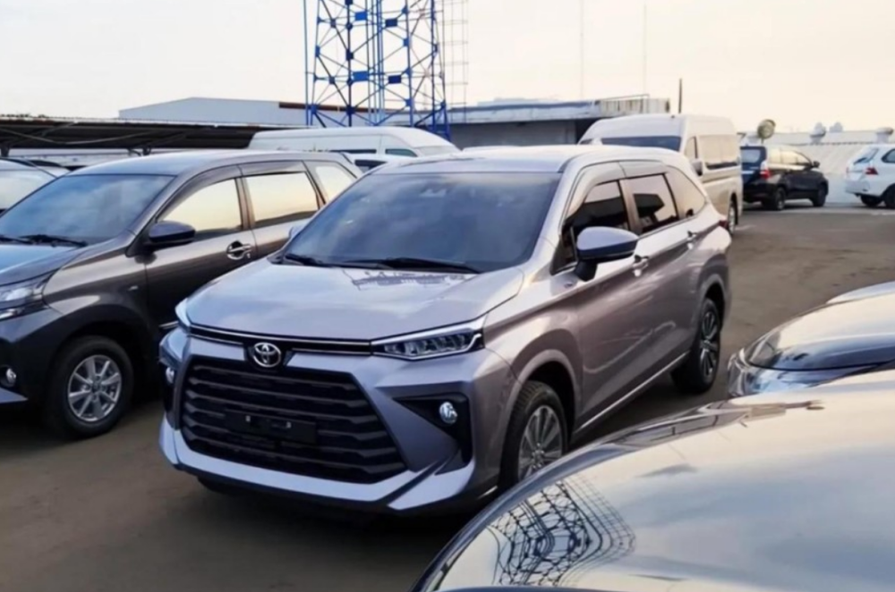 豐田 小賽那 價位接近國内五菱凱捷 7座布局 配置主流 導購 Me前沿