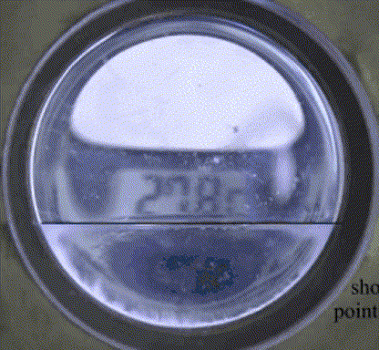 二氧化碳形成超临界态瞬间