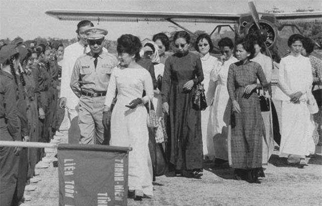 越南史上第一蛇蝎美人因自大而引起兵变几乎全家被杀