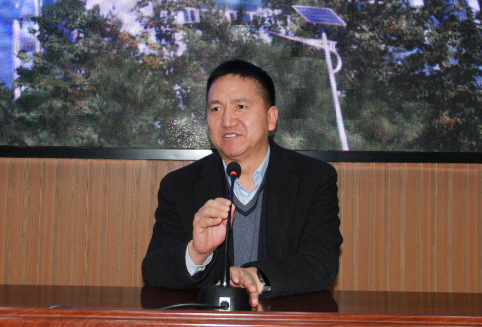 太原市六十二中考察团来忻州一中忻州一中北校区参观交流