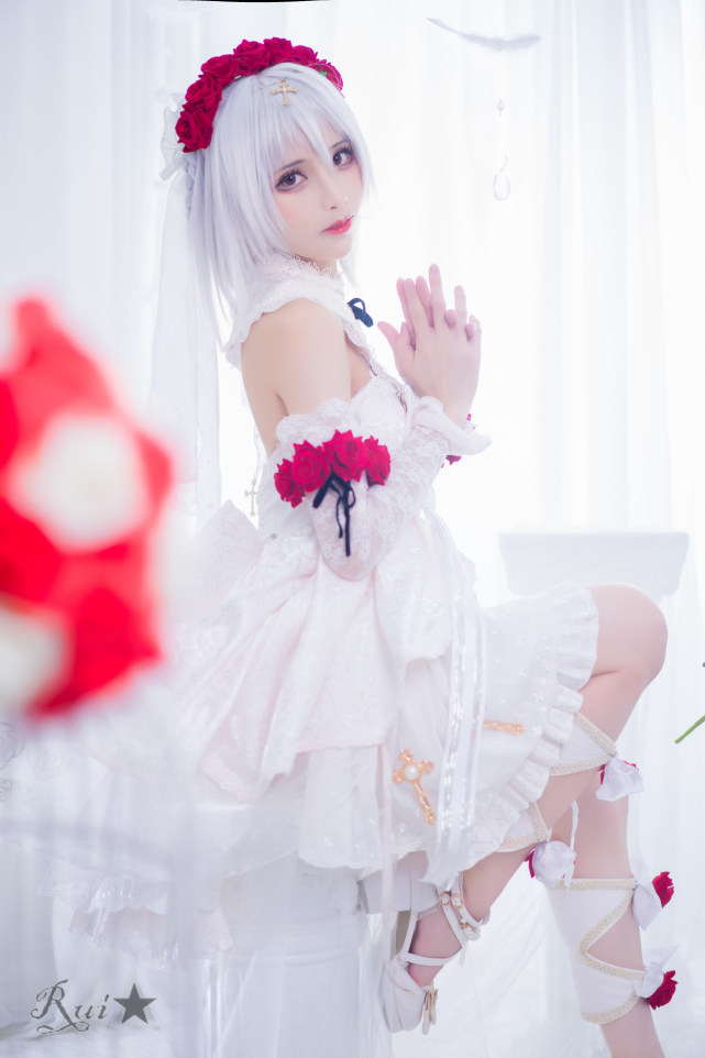 《崩坏三》德丽莎月下初拥cosplay