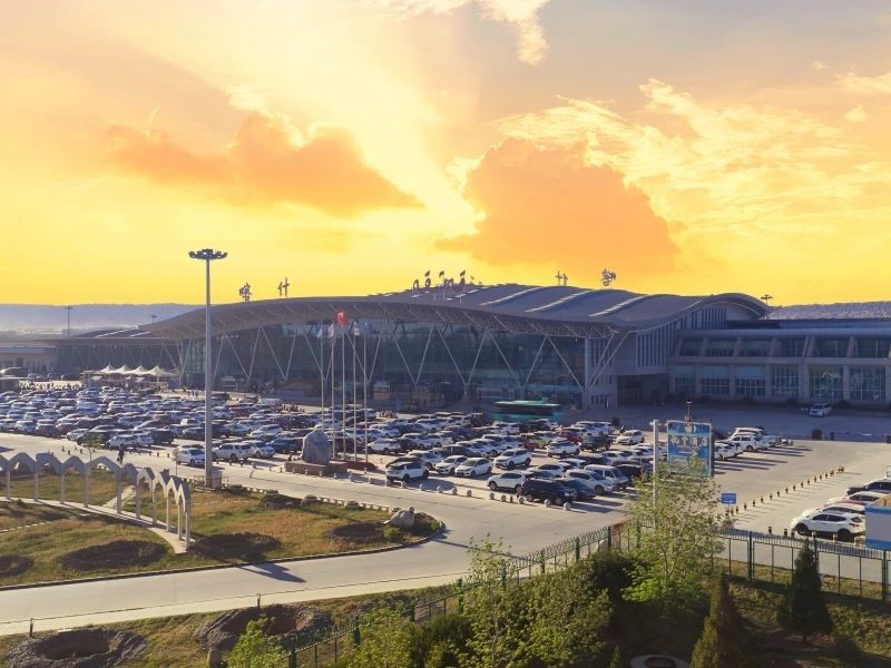 喀什机场今年货邮吞吐量再次突破万吨