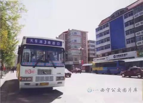 西宁公交一首城市流动的诗