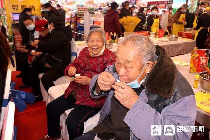 魯花六藝活性掛麵暨福花面粉新品上市發佈會在東營銀座超市中心店舉行