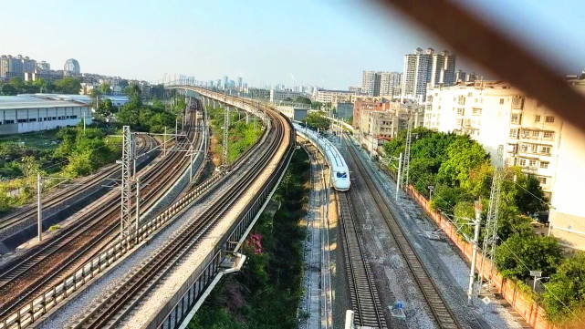 从广西这条高铁线路改造再谈柳州铁路枢纽实现动货分离才是王道